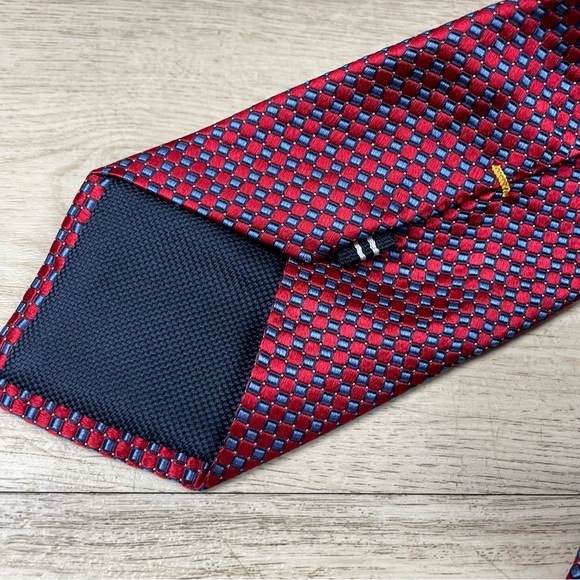 Men’s Nautica Tie 100% Silk Necktie Red Blue Dots - Picture 3 of 7